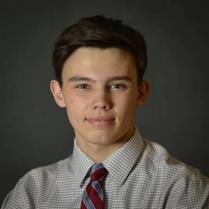 Meet your Posher, Avery